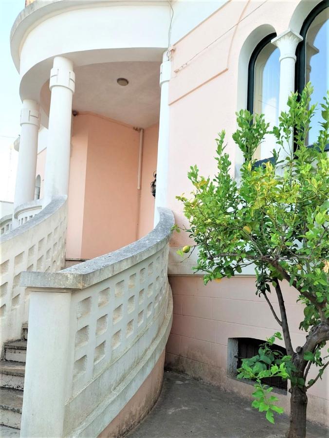 Villa Nel Salento - Ampie Camere E Giardino, Fino A 9 Persone Barbarano del Capo Exterior foto