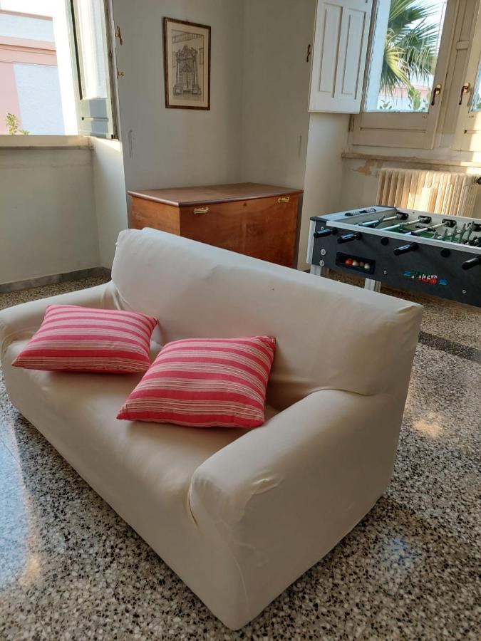 Villa Nel Salento - Ampie Camere E Giardino, Fino A 9 Persone Barbarano del Capo Exterior foto