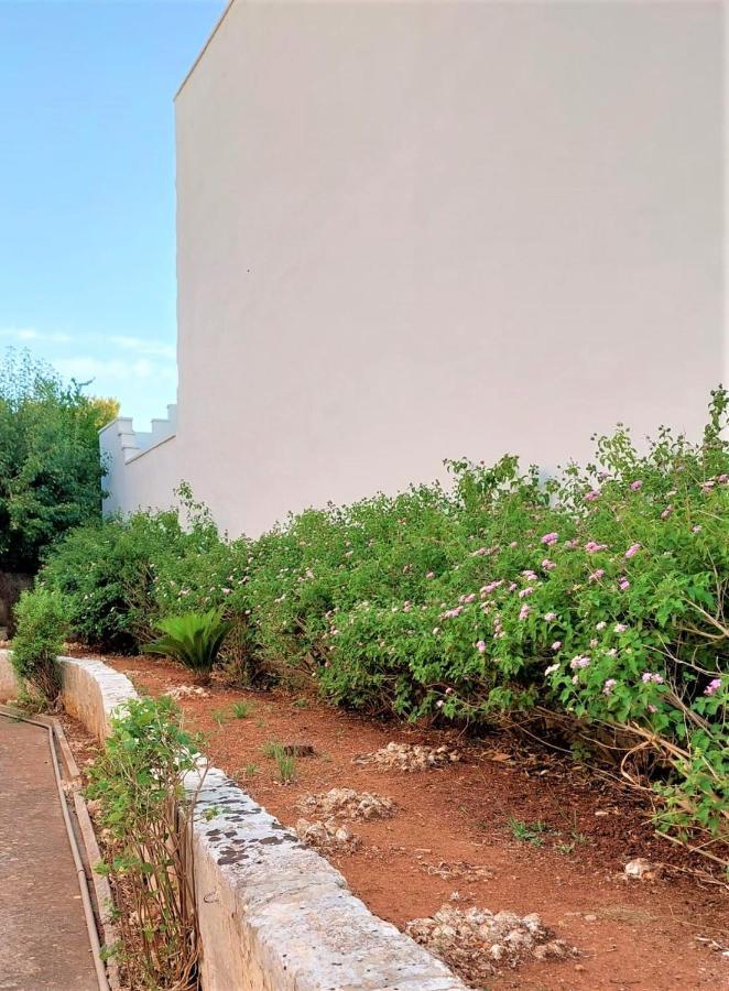Villa Nel Salento - Ampie Camere E Giardino, Fino A 9 Persone Barbarano del Capo Exterior foto