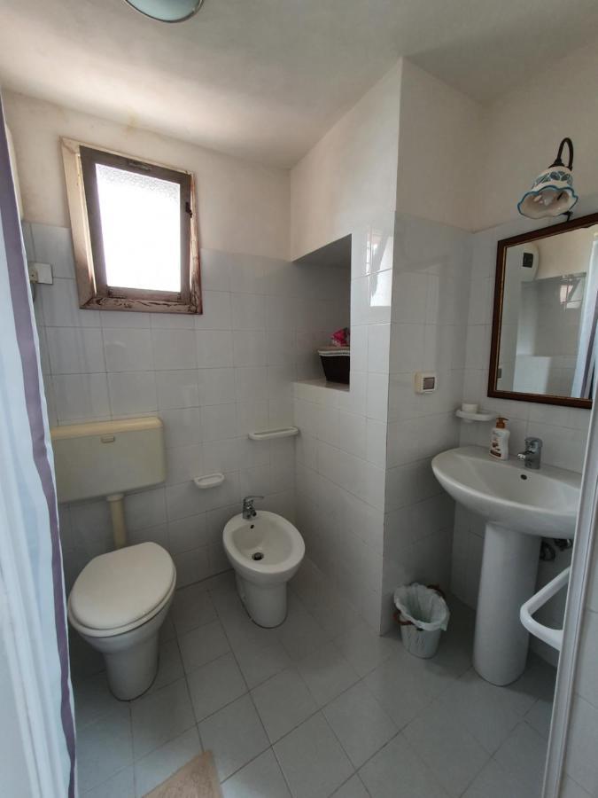Villa Nel Salento - Ampie Camere E Giardino, Fino A 9 Persone Barbarano del Capo Exterior foto